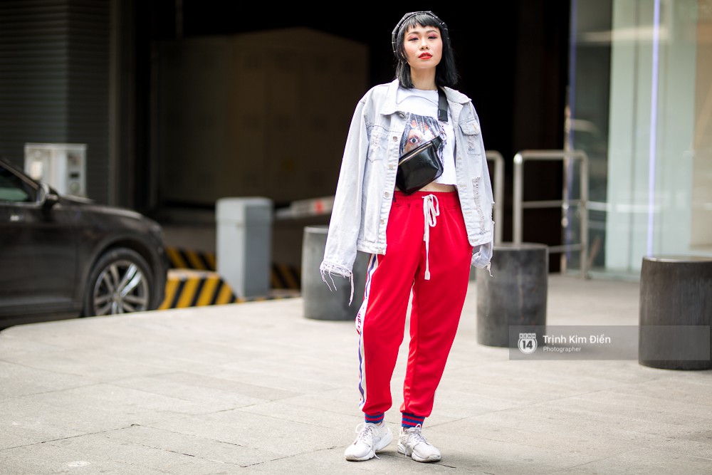 Street style VIFW ngày 2: Đồ lưới, shorts, giày cao gót được... phái nam tận dụng triệt để